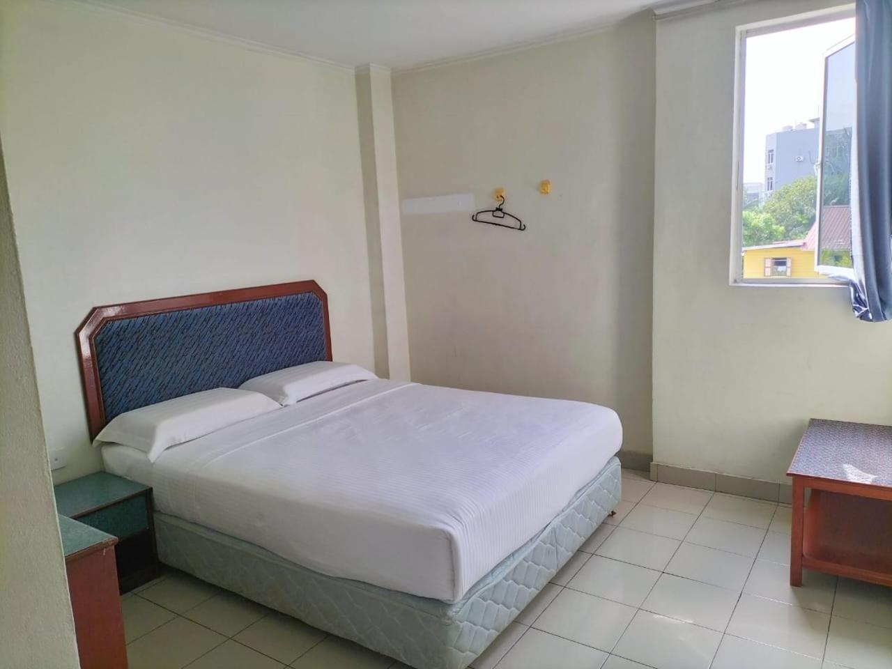 OYO 90632 Faber Inn Bintulu Exterior foto