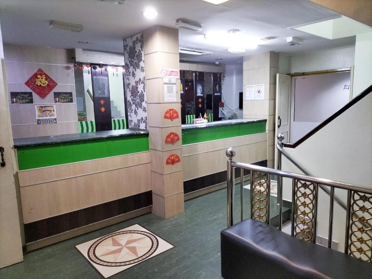 OYO 90632 Faber Inn Bintulu Exterior foto